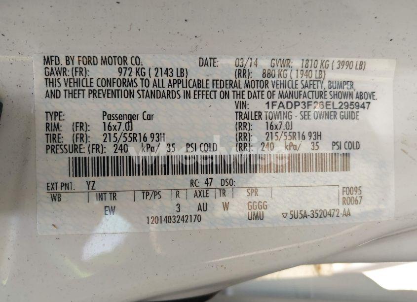 Photo 9 of 2014 Ford Focus SE (VIN 1FADP3F26EL295947)