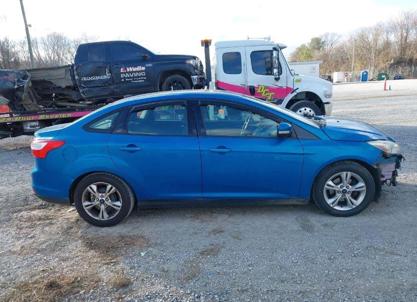 Photo 13 of 2014 Ford Focus SE (VIN 1FADP3F26EL346296)