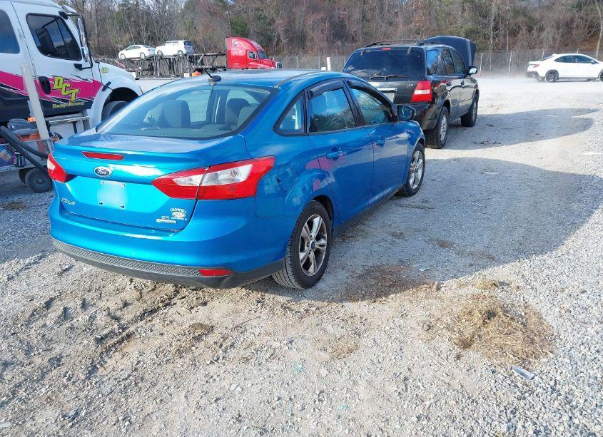 Photo 4 of 2014 Ford Focus SE (VIN 1FADP3F26EL346296)