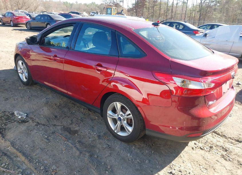 Photo 3 of 2014 Ford Focus SE (VIN 1FADP3F26EL353023)