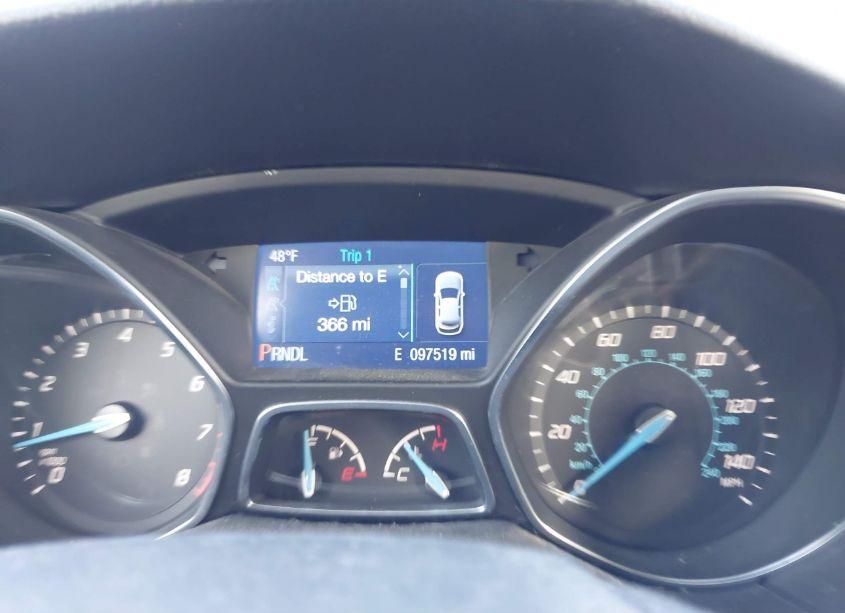 Photo 14 of 2014 Ford Focus SE (VIN 1FADP3F26EL376429)