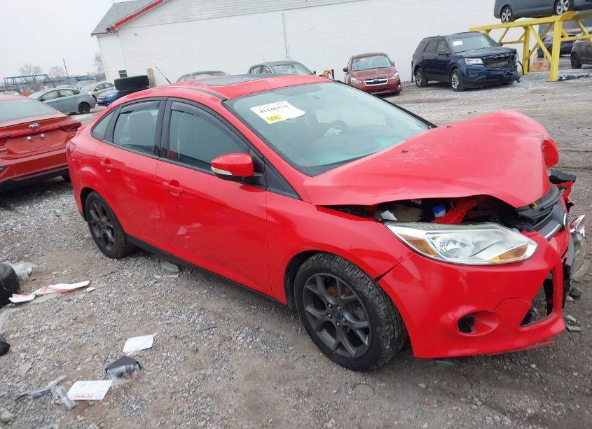 Photo 13 of 2014 Ford Focus SE (VIN 1FADP3F26EL377953)