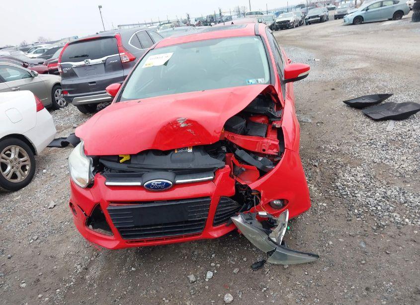 Photo 6 of 2014 Ford Focus SE (VIN 1FADP3F26EL377953)