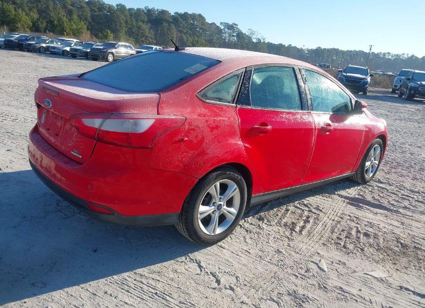 Photo 4 of 2014 Ford Focus SE (VIN 1FADP3F26EL378892)