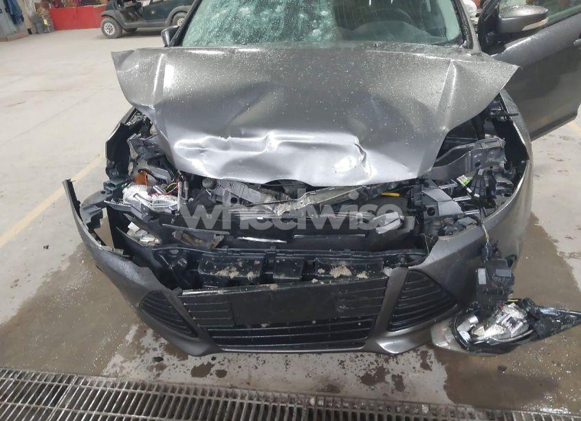 Photo 6 of 2014 Ford Focus SE (VIN 1FADP3F26EL412135)