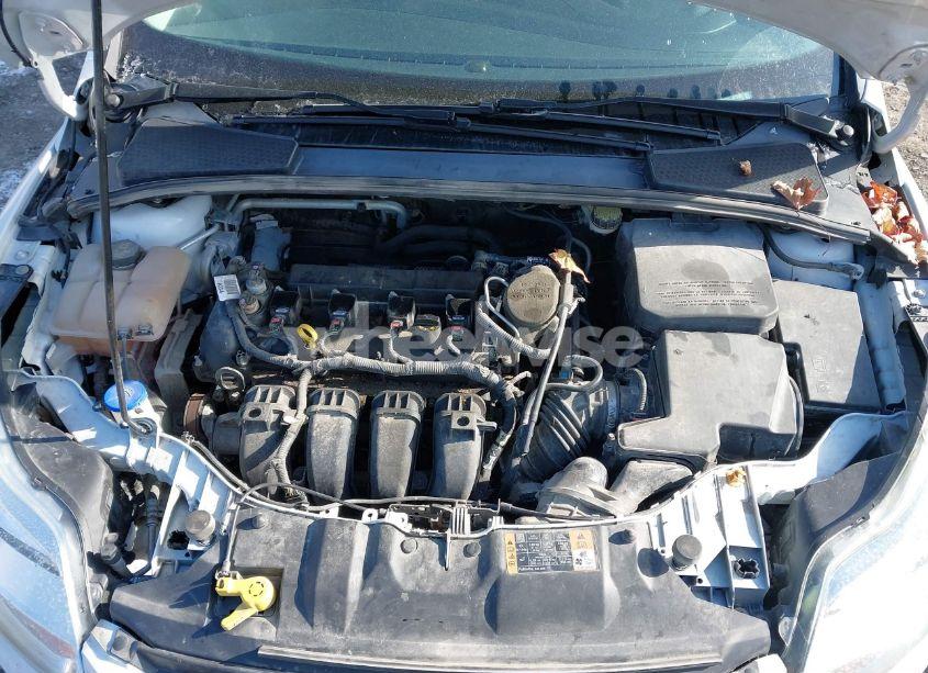 Photo 10 of 2014 Ford Focus SE (VIN 1FADP3F26EL437939)