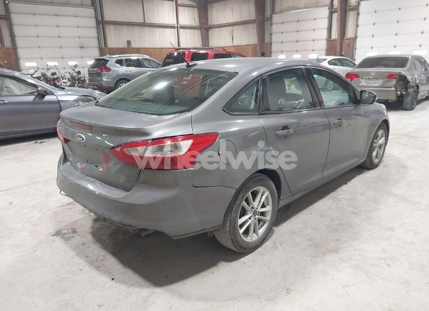 Photo 4 of 2014 Ford Focus SE (VIN 1FADP3F26EL446138)