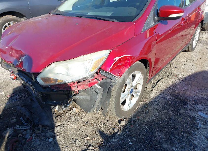 Photo 13 of 2014 Ford Focus SE (VIN 1FADP3F26EL448083)