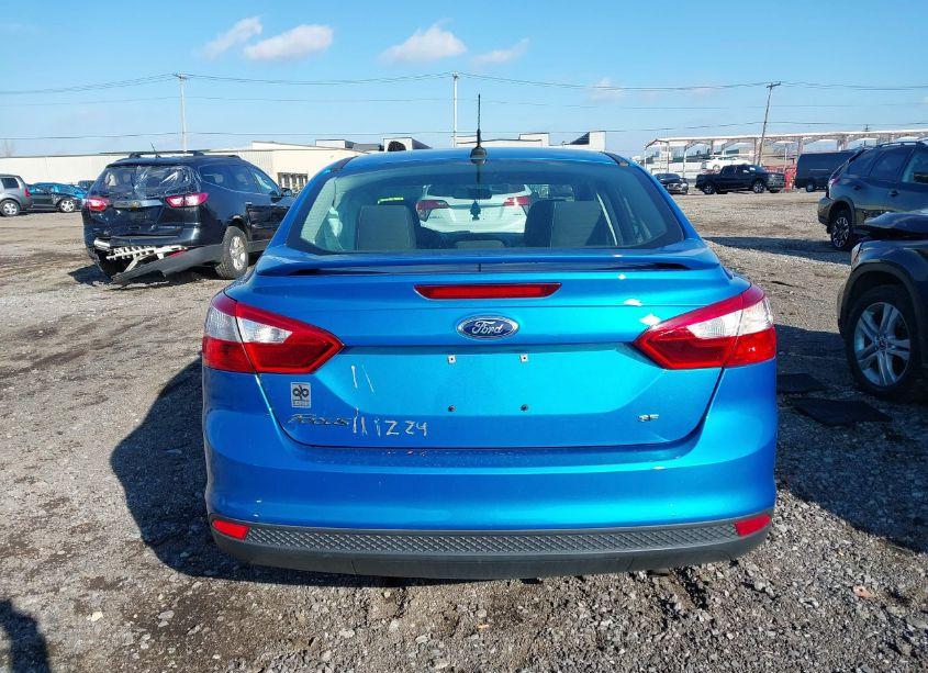 Photo 16 of 2014 Ford Focus SE (VIN 1FADP3F26EL449539)