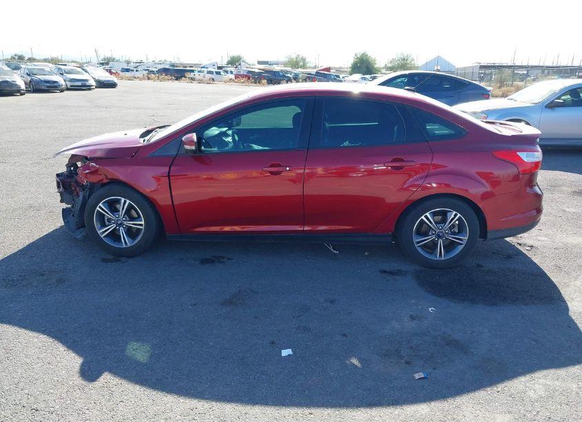 Photo 15 of 2014 Ford Focus SE (VIN 1FADP3F26EL461724)
