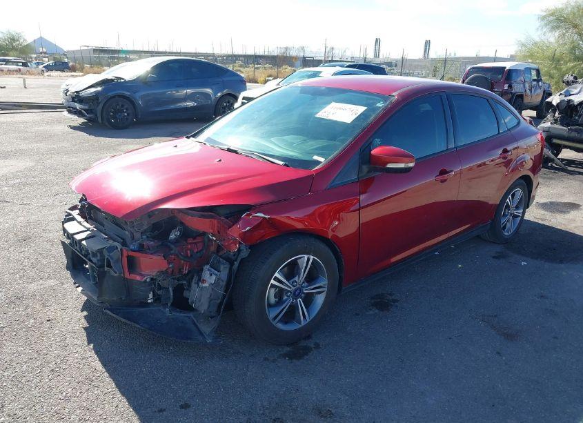Photo 2 of 2014 Ford Focus SE (VIN 1FADP3F26EL461724)