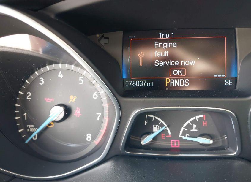 Photo 7 of 2015 Ford Focus SE (VIN 1FADP3F26FL215404)