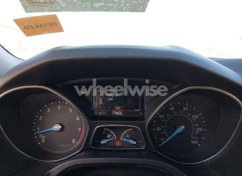 Photo 7 of 2015 Ford Focus SE (VIN 1FADP3F26FL227407)