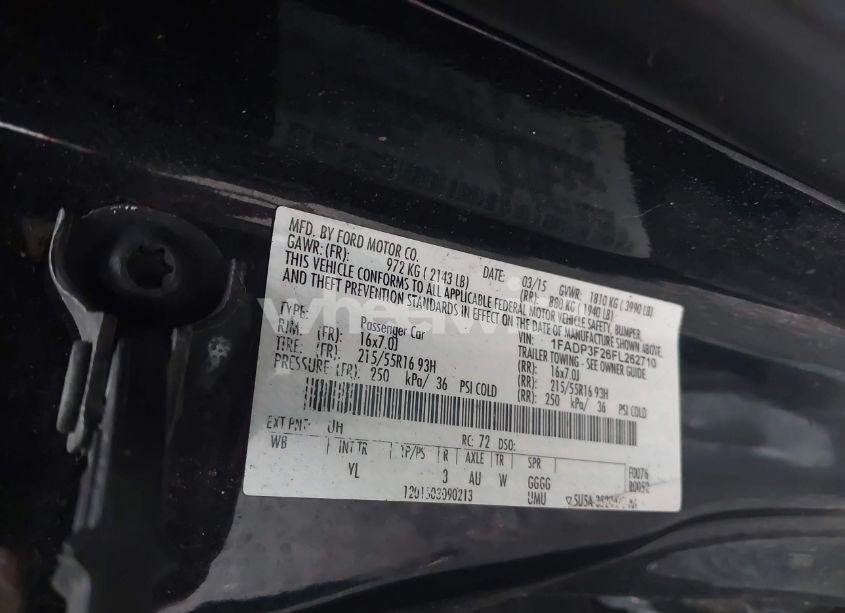 Photo 9 of 2015 Ford Focus SE (VIN 1FADP3F26FL262710)