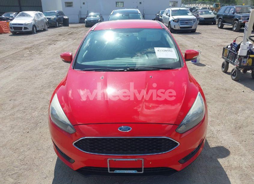 Photo 6 of 2015 Ford Focus SE (VIN 1FADP3F26FL308519)