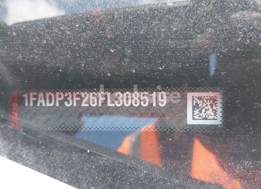 Photo 9 of 2015 Ford Focus SE (VIN 1FADP3F26FL308519)