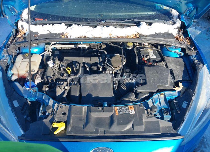 Photo 10 of 2015 Ford Focus SE (VIN 1FADP3F26FL333047)