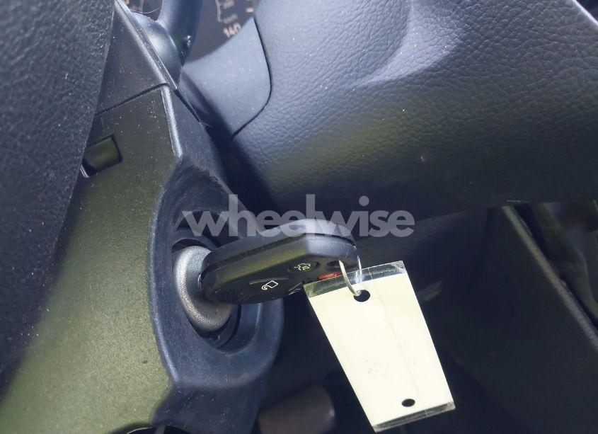 Photo 11 of 2015 Ford Focus SE (VIN 1FADP3F26FL333047)