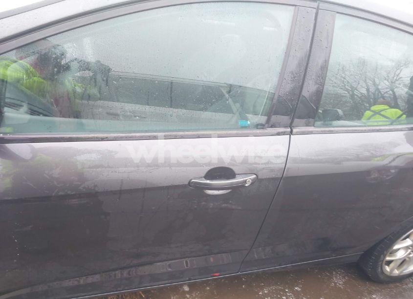 Photo 14 of 2015 Ford Focus SE (VIN 1FADP3F26FL338443)