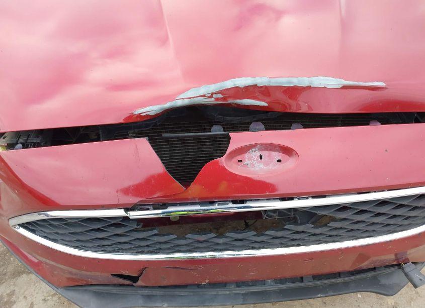 Photo 12 of 2015 Ford Focus SE (VIN 1FADP3F26FL340130)