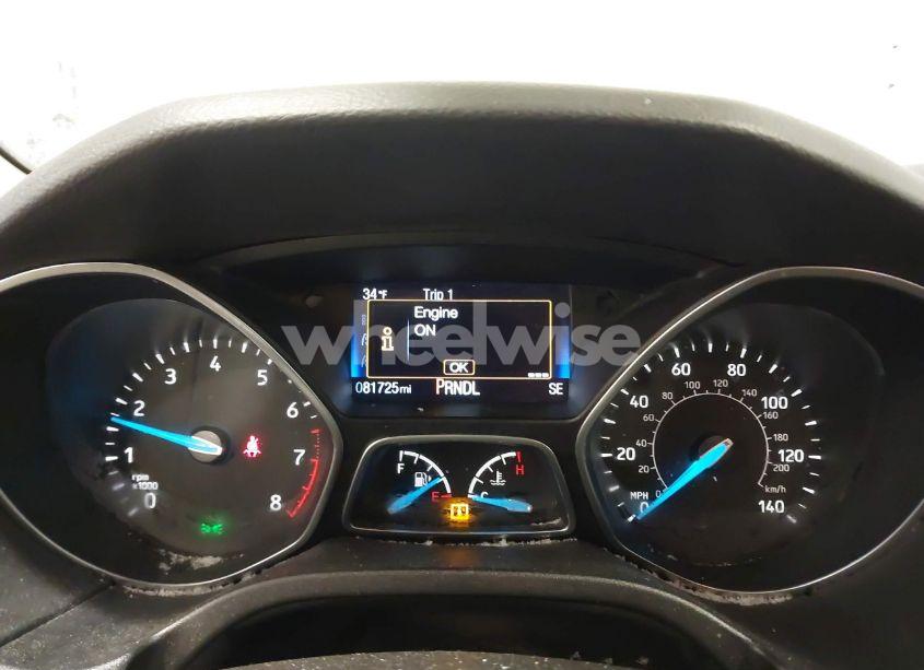 Photo 7 of 2015 Ford Focus SE (VIN 1FADP3F26FL350057)