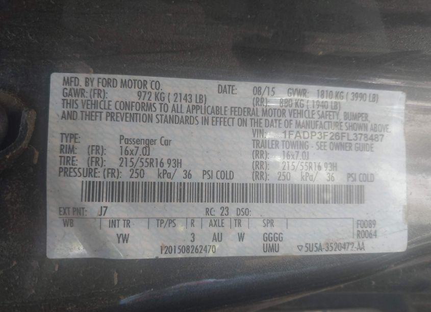 Photo 9 of 2015 Ford Focus SE (VIN 1FADP3F26FL378487)