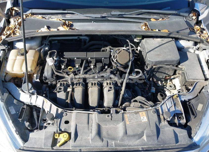 Photo 10 of 2016 Ford Focus SE (VIN 1FADP3F26GL252664)