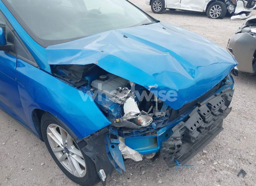 Photo 13 of 2016 Ford Focus SE (VIN 1FADP3F26GL265611)