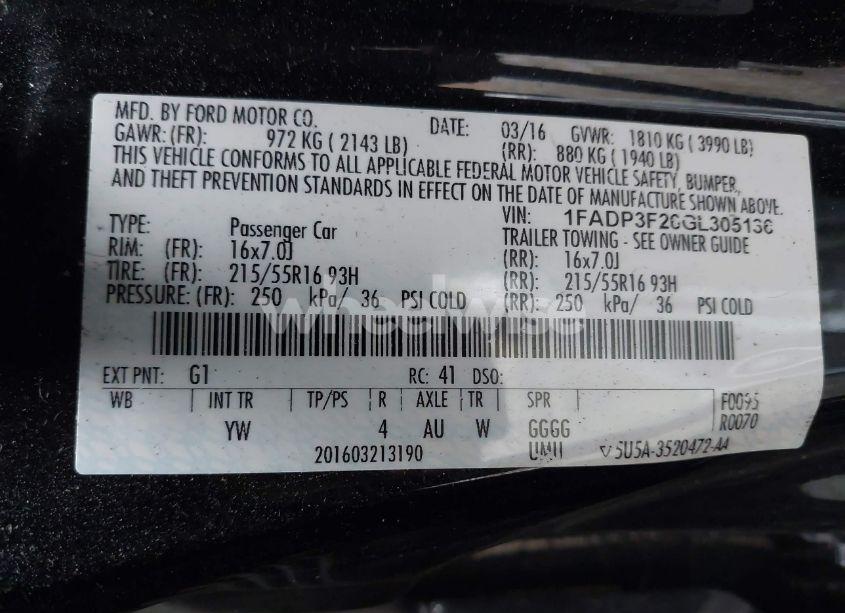 Photo 9 of 2016 Ford Focus SE (VIN 1FADP3F26GL305136)