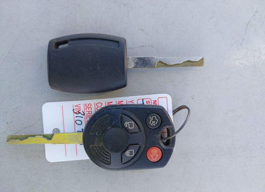 Photo 11 of 2016 Ford Focus SE (VIN 1FADP3F26GL310756)