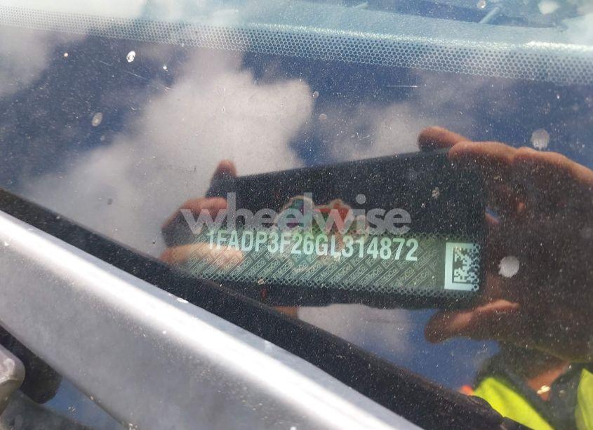 Photo 9 of 2016 Ford Focus SE (VIN 1FADP3F26GL314872)