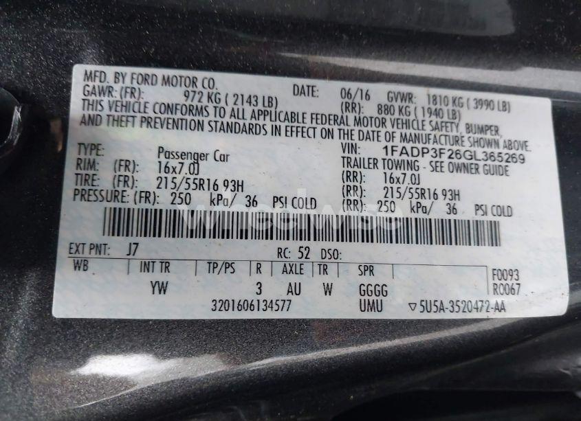 Photo 9 of 2016 Ford Focus SE (VIN 1FADP3F26GL365269)