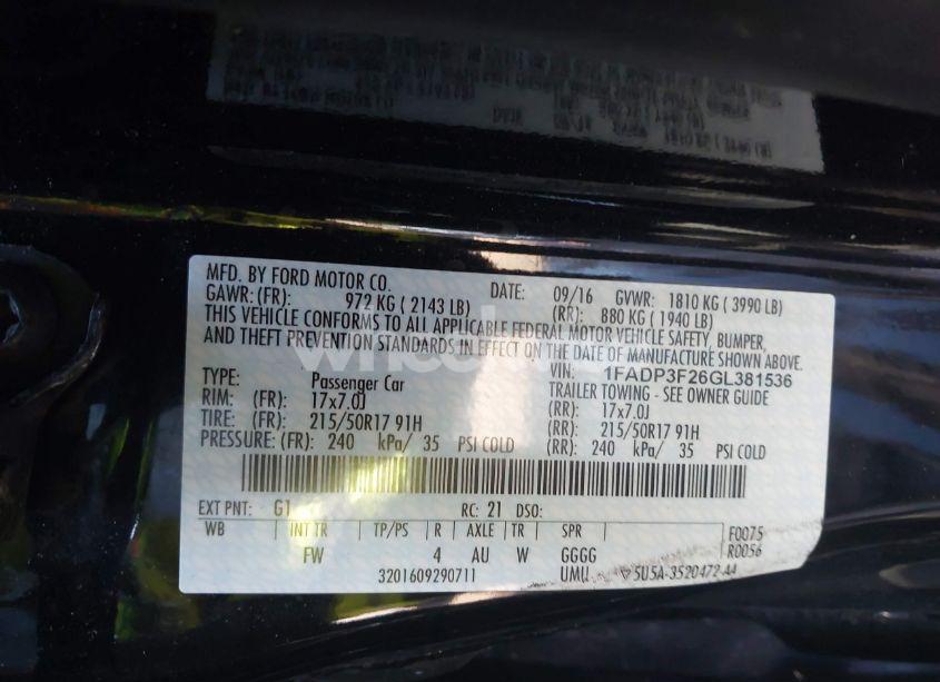 Photo 9 of 2016 Ford Focus SE (VIN 1FADP3F26GL381536)