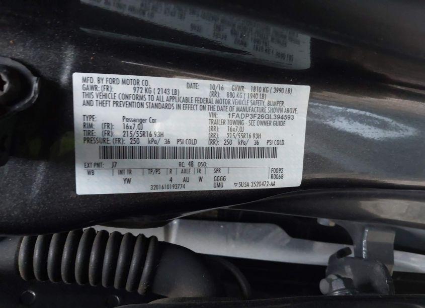 Photo 9 of 2016 Ford Focus SE (VIN 1FADP3F26GL394593)