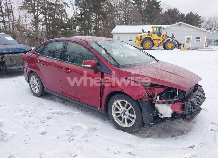 2016 Ford Focus SE (VIN 1FADP3F26GL403342) main photo