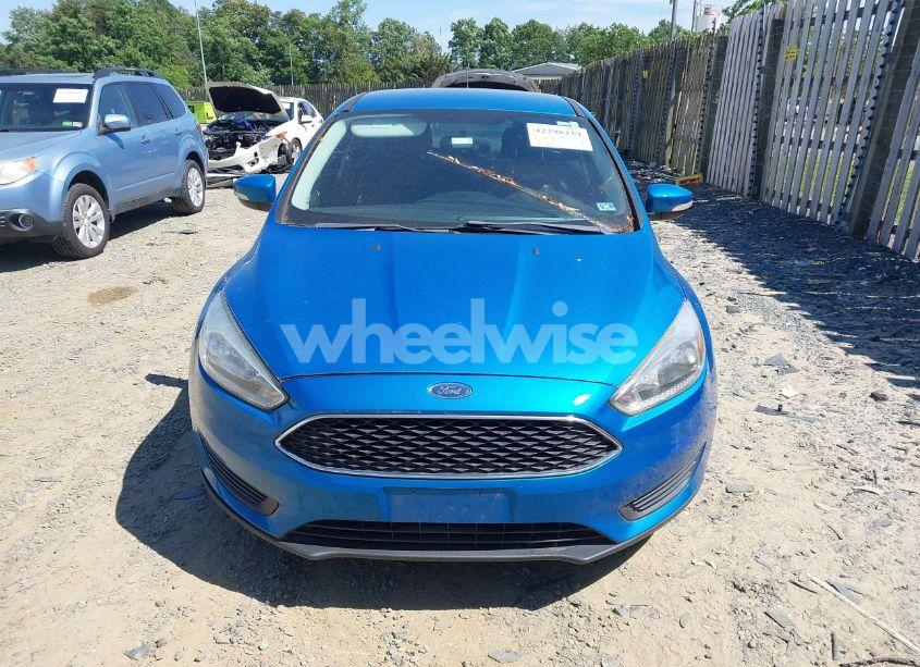 Photo 6 of 2017 Ford Focus SE (VIN 1FADP3F26HL221545)