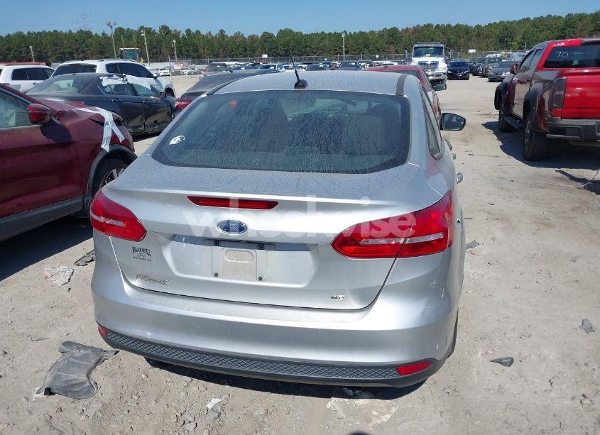 Photo 16 of 2017 Ford Focus SE (VIN 1FADP3F26HL227698)