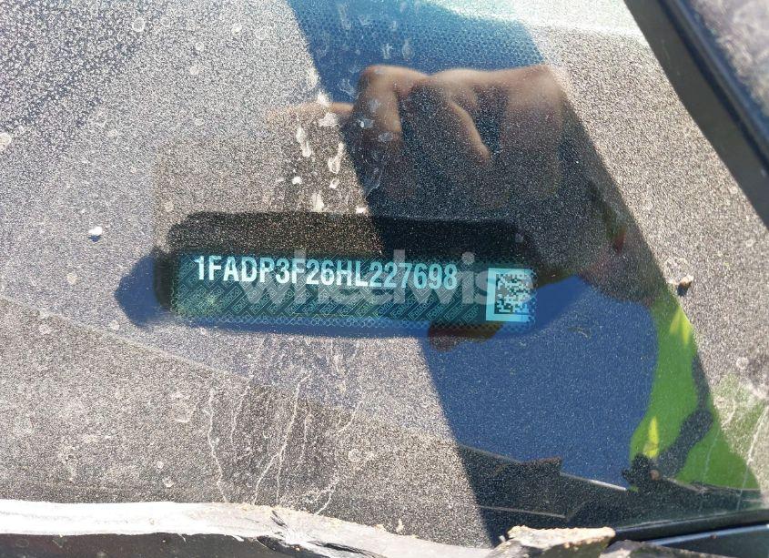 Photo 9 of 2017 Ford Focus SE (VIN 1FADP3F26HL227698)