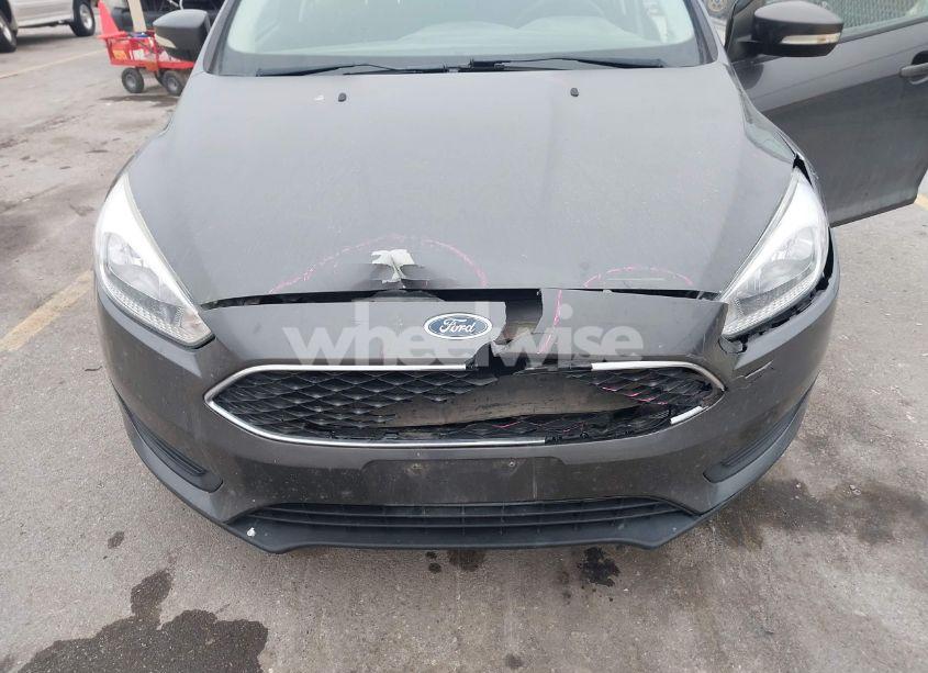 Photo 6 of 2017 Ford Focus SE (VIN 1FADP3F26HL286248)