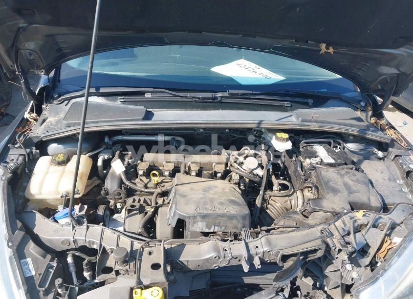 Photo 10 of 2017 Ford Focus SE (VIN 1FADP3F26HL317546)