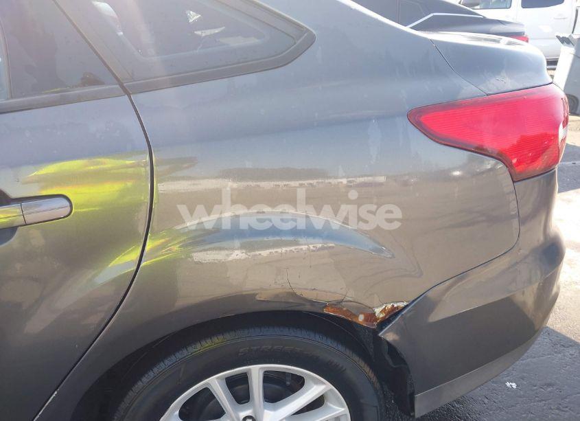 Photo 19 of 2017 Ford Focus SE (VIN 1FADP3F26HL317546)