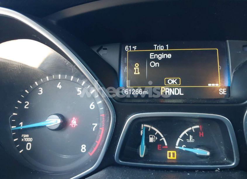 Photo 15 of 2017 Ford Focus SE (VIN 1FADP3F26HL342298)