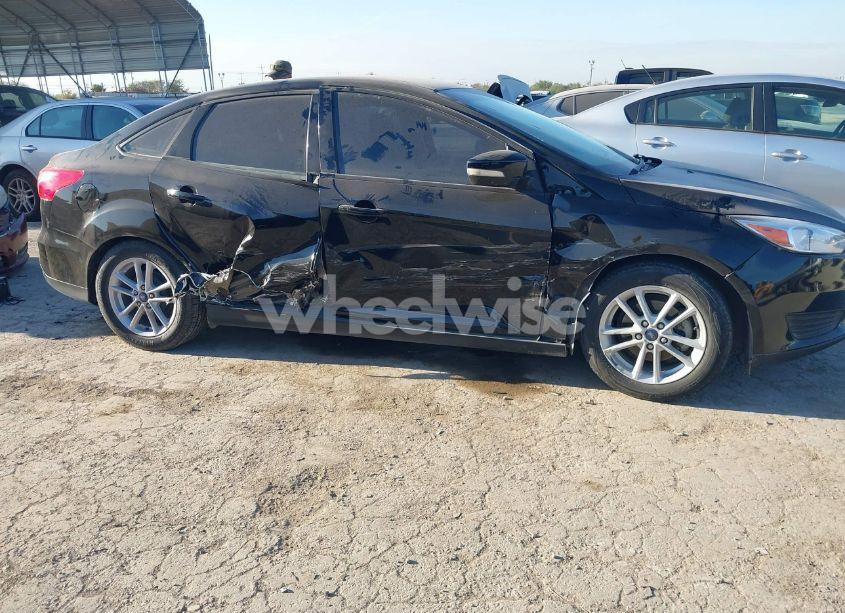 Photo 6 of 2017 Ford Focus SE (VIN 1FADP3F26HL342298)