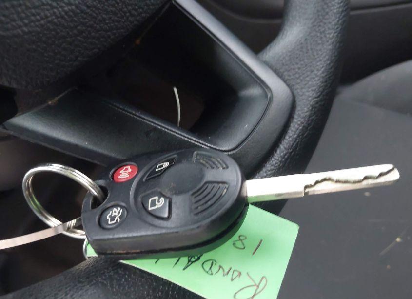 Photo 11 of 2018 Ford Focus SE (VIN 1FADP3F26JL210213)