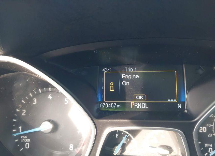 Photo 16 of 2018 Ford Focus SE (VIN 1FADP3F26JL210213)