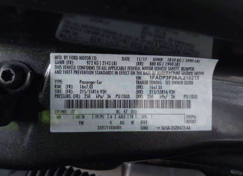 Photo 9 of 2018 Ford Focus SE (VIN 1FADP3F26JL210213)