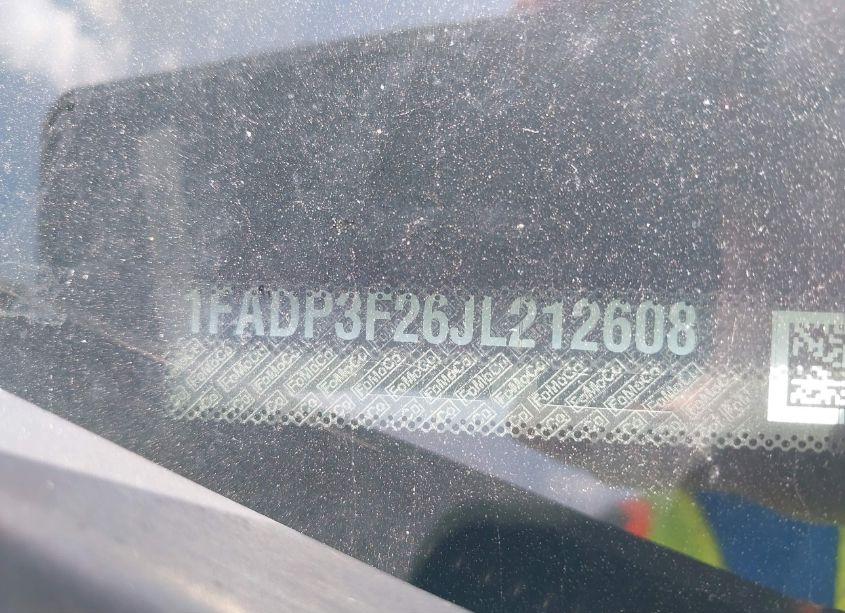 Photo 9 of 2018 Ford Focus SE (VIN 1FADP3F26JL212608)