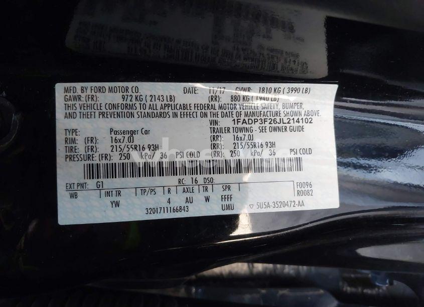 Photo 9 of 2018 Ford Focus SE (VIN 1FADP3F26JL214102)
