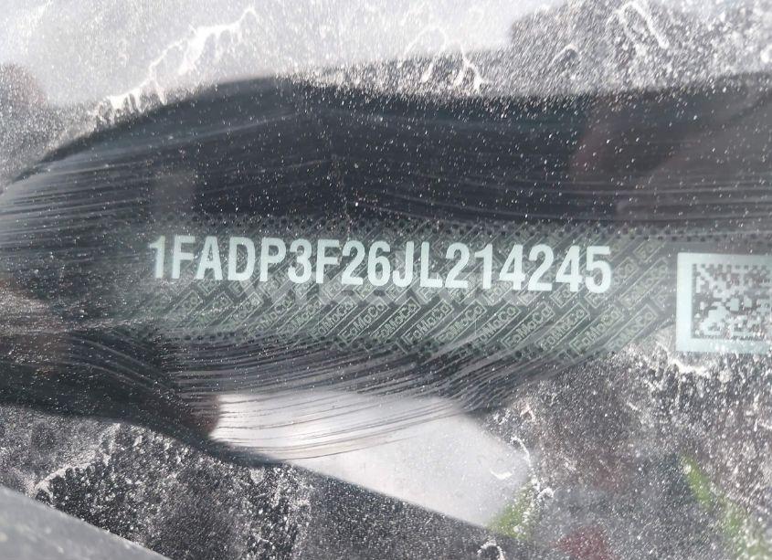 Photo 9 of 2018 Ford Focus SE (VIN 1FADP3F26JL214245)