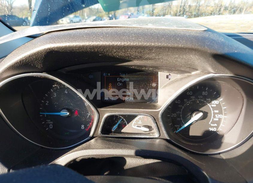 Photo 7 of 2018 Ford Focus SE (VIN 1FADP3F26JL222264)